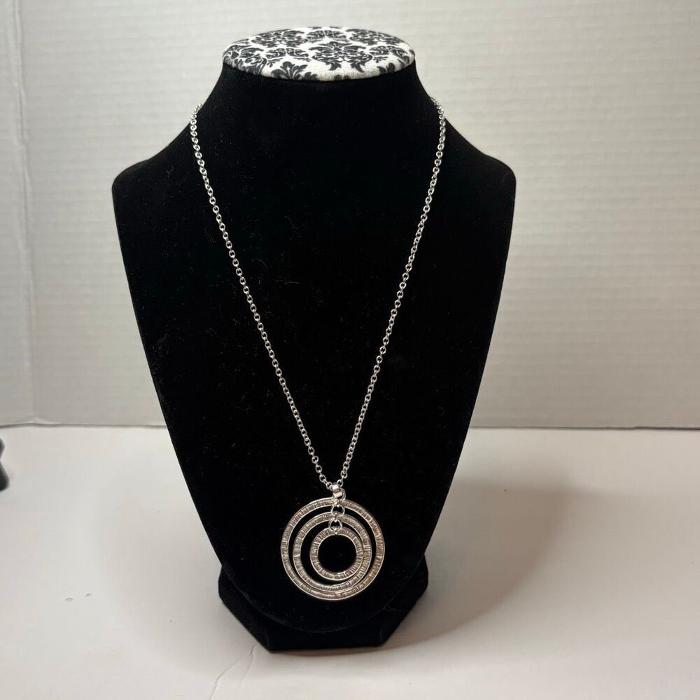 Gloria Vanderbilt Concentric Circle Triple Hoop Necklace Silver Tone